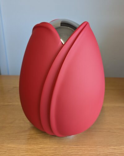 Tulip Love Urn